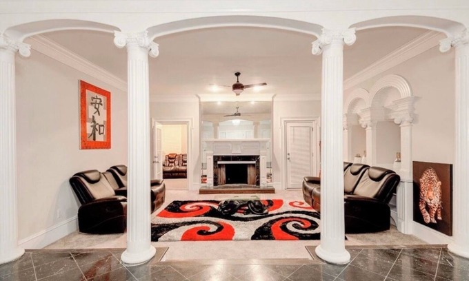 Lithonia Casa | New Listing!! Spacious 7BR 4BA Single Family Home W/Pool Hot Tub & Game Room