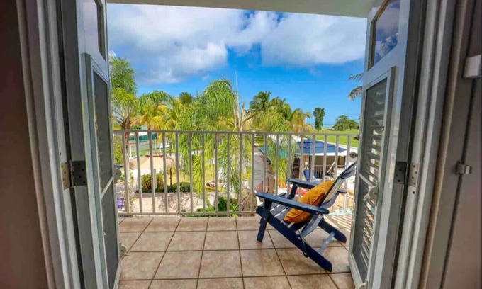 Zarzal Casa | New listing! Spacious 4-bedroom, water-front house in Las Picuas, Río Grande.