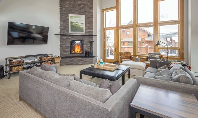 Big Sky Chalet De Esquí | *New Listing* Stunning Ski-In/Ski-Out Mountain Chalet