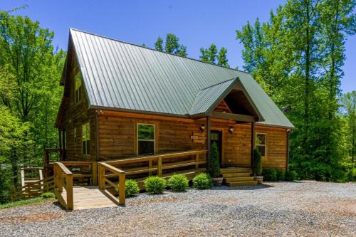 Dahlonega Casa | New Listing! Wine Country Retreat - 2 Bed, Hot Tub