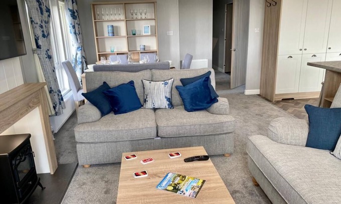 Newquay Chalet De Esquí | New lodge holiday lodge. Use facilities onsite. Dog friendly. Beaches close by