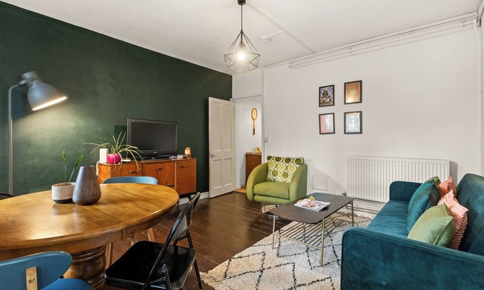 Camberwell Green Apartamento | New! Lovely 2BR in Historic Camberwell Location