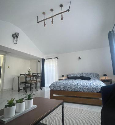 Chipstead Casa | New luxurious and spacious guest suite in Banstead