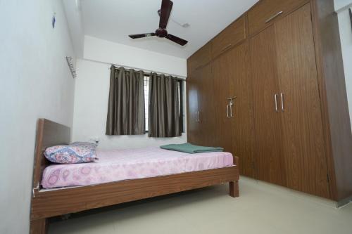 Tirupati Apartamento | New Luxurious and spacious 2bhk flat in Tirupati near alipiri for upto 20 people