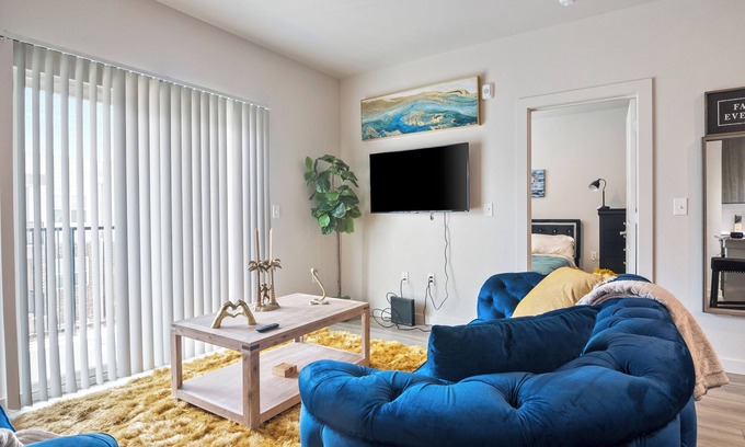 George Bush Park/Eldridge Condominio | NEW Luxurious, Spacious 2 bd GATED community