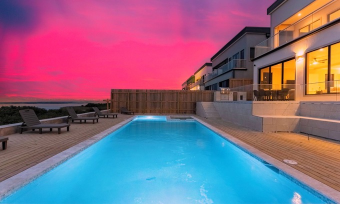 Port Isabel Casa | NEW LUXURY 4,000 SF Waterfront Home w/Pool , Sleeps 20