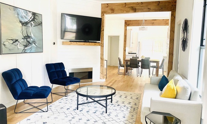 Loring Heights Casa | NEW Luxury Atlanta Home in Midtown, Downtown Atlanta