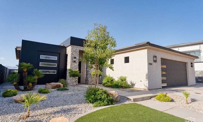 Hurricane Casa | NEW Luxury Home @ Copper Rock