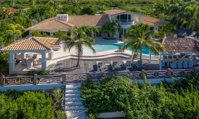Sabadeco Villa | Nueva villa de lujo frente al mar!