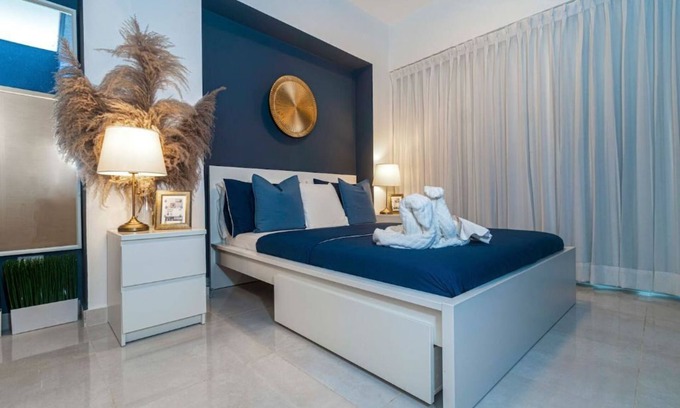 Evaristo Morales Apartamento | New Luxury&Stylish Apartment with a Rooftop Pool.