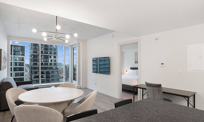 Milton Park Apartamento | New Luxury Unit in Heart of MTL 806 | Metro access