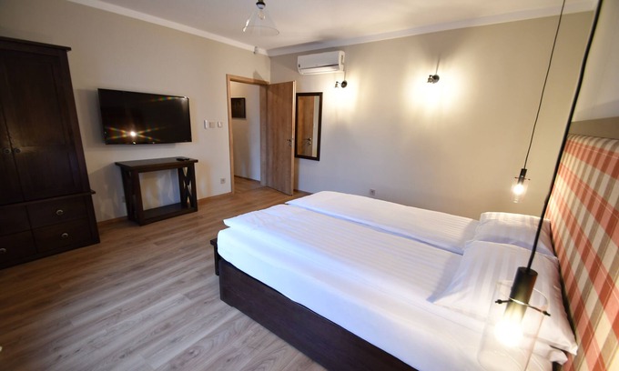 Rakoshegy Casa | Nueva villa de lujo en un barrio tranquilo y tranquilo.
