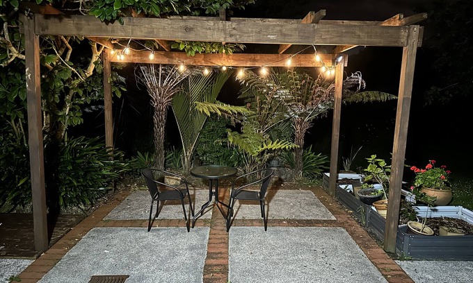 Auckland Apartamento | New Lynn Self-Contained Unit near Golf Course.