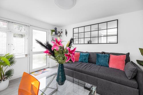 Chiswick Apartamento | New! Modern 1-BR House with Patio & HotTub , Chiswick