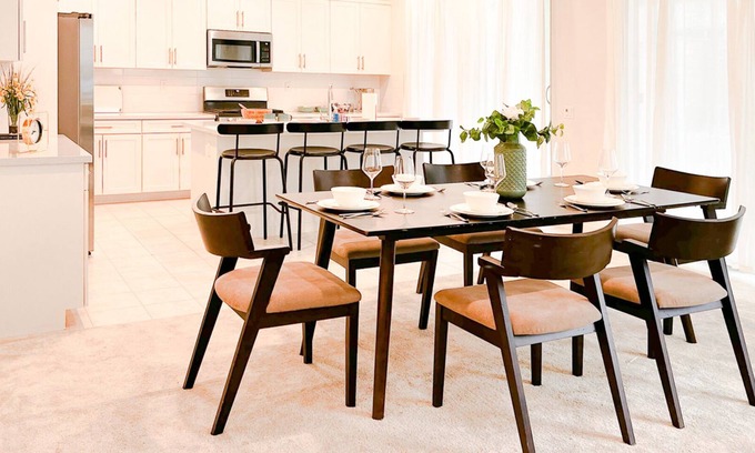 Ontario Casa | 🌟New! 🌟Modern 5BR Close to Everything!