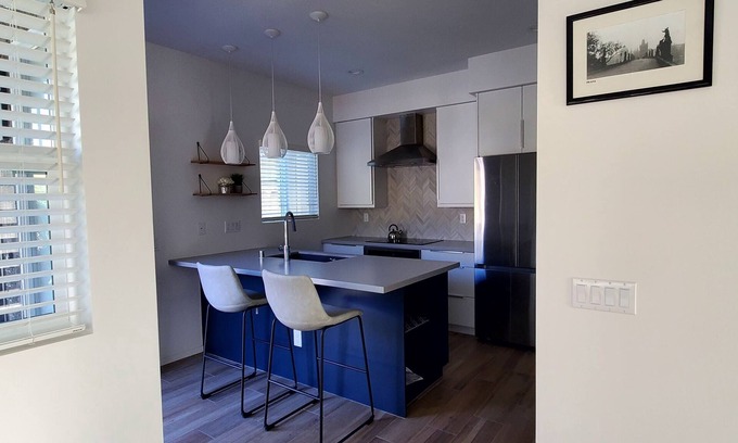 Rancho Penasquitos Apartamento | New, modern and private Guest House