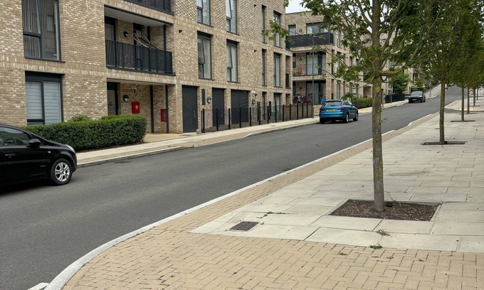 High Barnet Apartamento | New Modern Apartment, Private Sceure Parking with EV Charger and Balcony