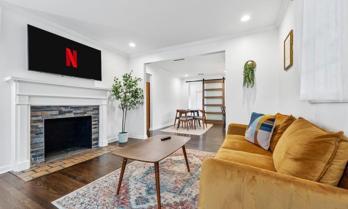 Atlanta Casa | NEW! Modern Boho w/5BD/2BR Sleeps 10