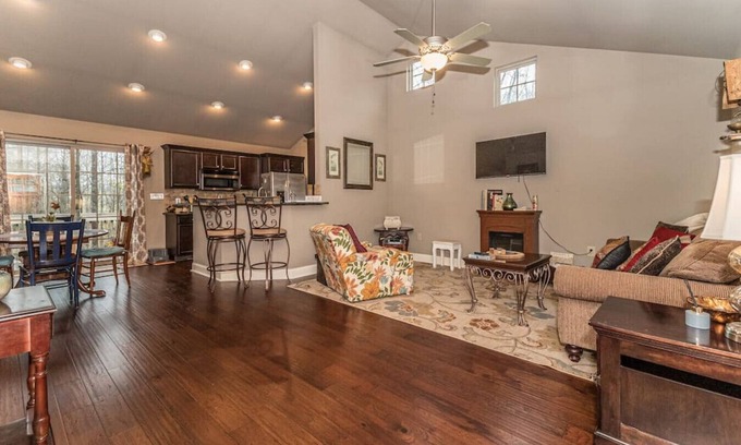 Boiling Springs Casa | NEW! Modern Family Vacation Home