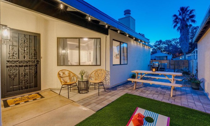 Sierra Vista Casa | New! Modern Family Friendly The Desert Nest