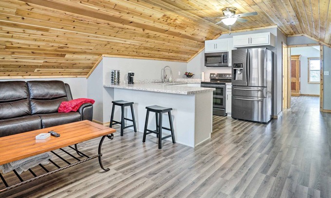Lindstrom Condominio | NEW! Modern Lindstrom Condo < 4 Mi to Beach Park!