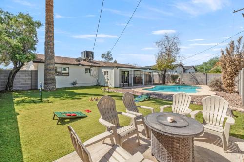 Tempe Casa | NEW Modern Tempe Home with Pool 4bd 2ba