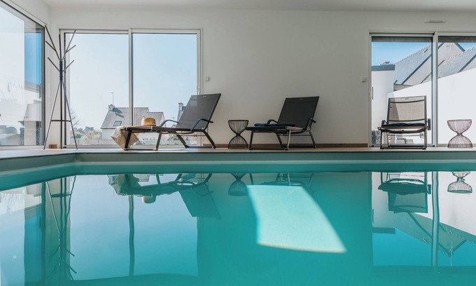 Ploudalmezeau Villa | New, modern villa - Indoor pool 4 bedrooms 4 bathrooms - 10pers