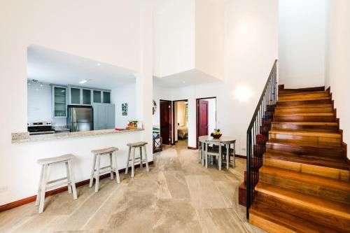 El Ocotal Casa | New Modern Villa Walking Distance to Beach