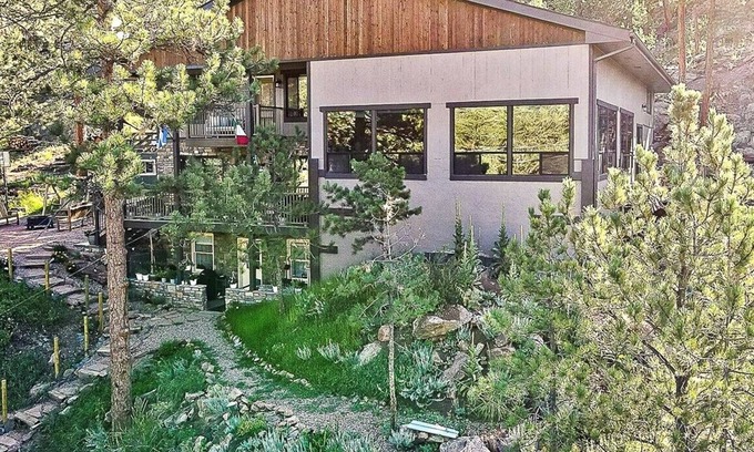 Florissant Casa | New Mountain Playground - 4 bds, Sleeps 8