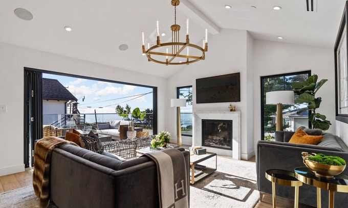 Moss Beach Casa | NEW! Ocean Whispers 4-Bedroom Home with Pool