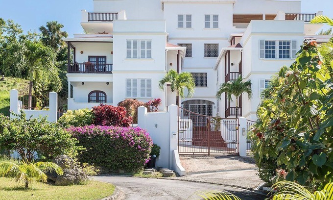 Gibbs Bay Condominio | New Owner | Beach Walk | 3 Bed family Condo close to Gibbes & Mullins Beach