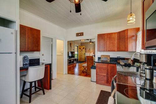 Hilo Casa | NEW Paddler's Inn- 3BR Hilo Downtown