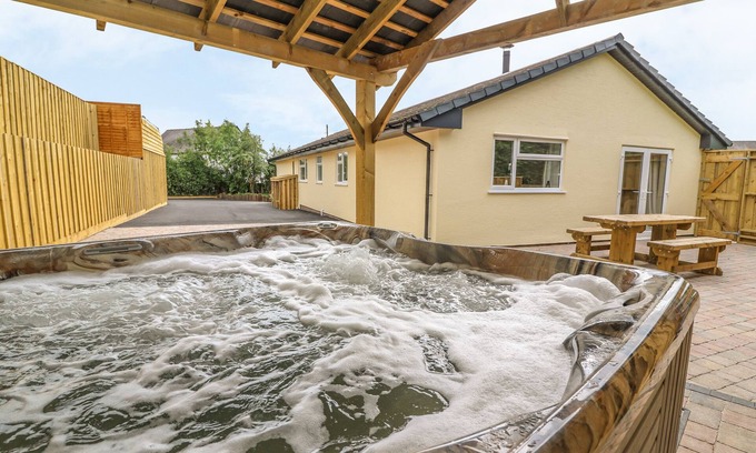 Penybont Cabaña | New Peny, LLANDRINDOD WELLS