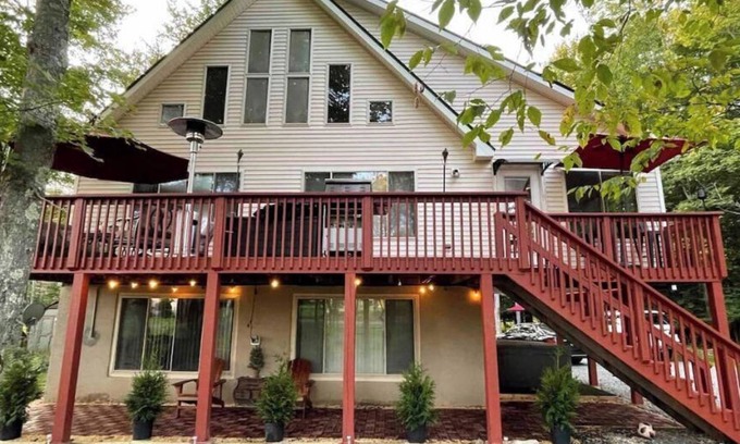 Lake Ariel Casa | New: Poconos Spacious Paradise in The Hideout