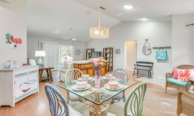 Tall Pines Casa | New Port Richey Home w/ Charcoal Grill Near Hiking