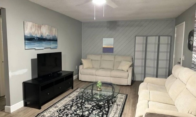 New Port Richey Apartamento | New Port Richey Hideaway