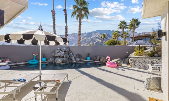 Racquet Club Estates Condominio | NEW! Private Pool & Mountain Views!