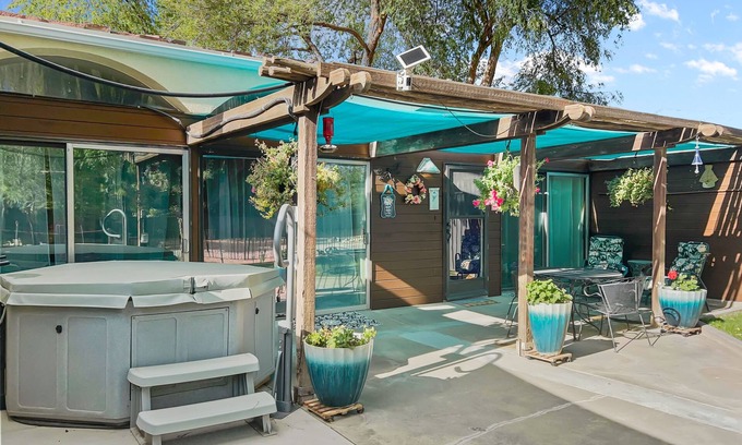 Clifton Casa | NEW! Quiet Garden Sanctuary
