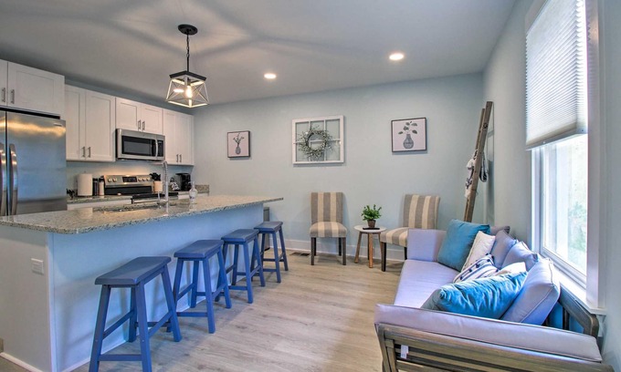 The Point Apartamento | NEW! Renovated 2 Bed 2 Bath Apartment Downtown