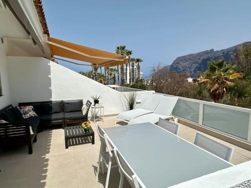 Los Gigantes Apartamento | New renovated appartment with beautiful view on cliffs and sea