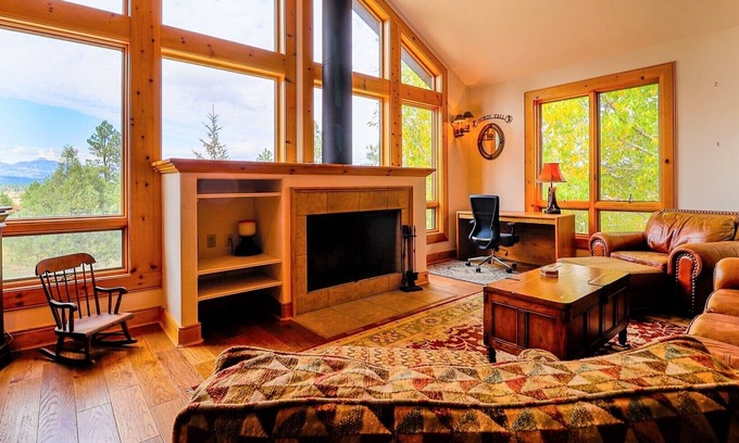 Pagosa Springs Cabina | New Rental! 3 Bed / 3 Bath, Quiet Area, but close to everything.