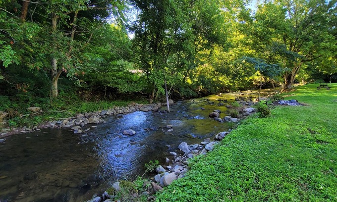 Del Rio Alquiler De RV | NEW Rio Relaxing RV site!