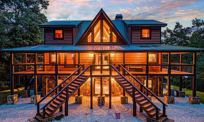 Robbinsville Cabina | *New Scenic Mtn Cabin | Private Dock & Hot Tub