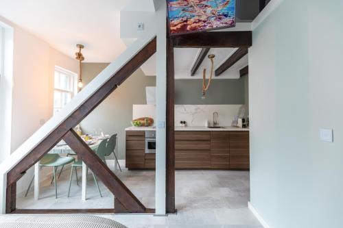 Scheveningen Badplaats Apartamento | New Scheveningen Beach Central The Hague Family 180D Modern top floor Apartment
