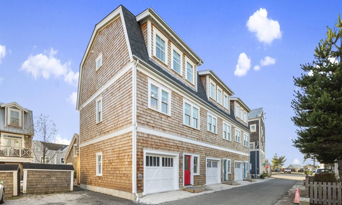 Seabrook Casa | *New* Seabrook's Land Ahoy, ocean view!