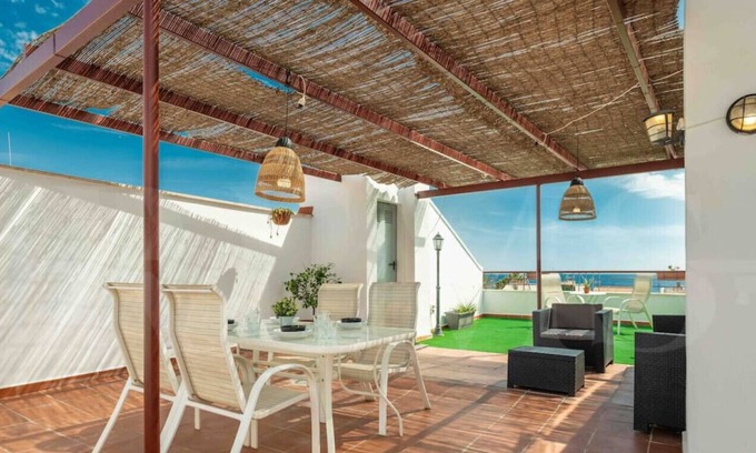 Pedregalejo Playa Apartamento | NEW Seaview apartment with a private terrace
