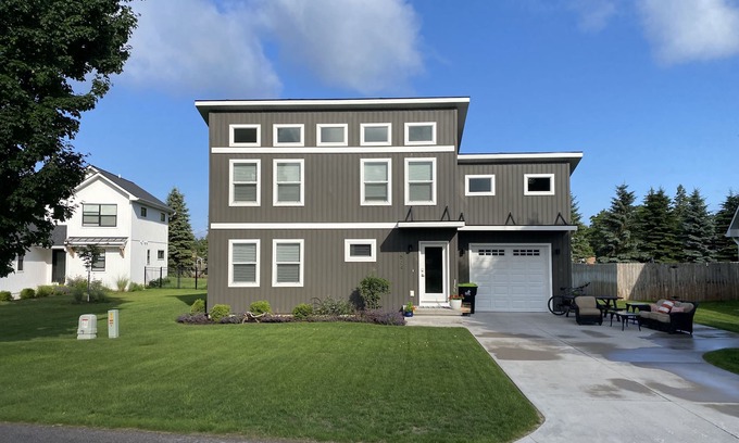 Empire Casa | New - Single Family Home less than 1000 yards from Empire Beach