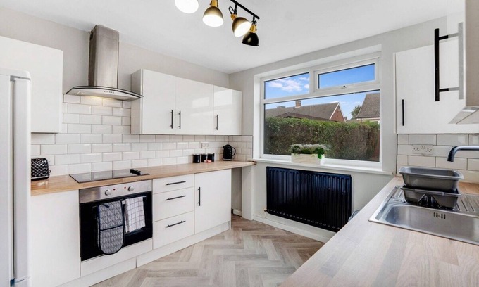 Stockton-on-Tees Casa | NEW Sleeps 6 in Norton FREE wifi