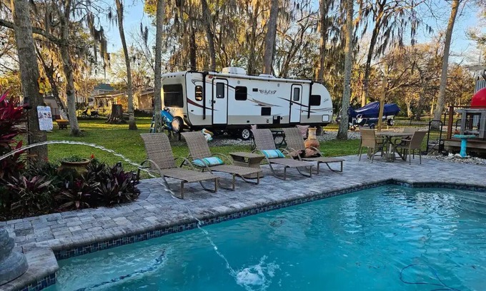 New Smyrna Beach Casa | New Smyrna Beach Easy Peezy
