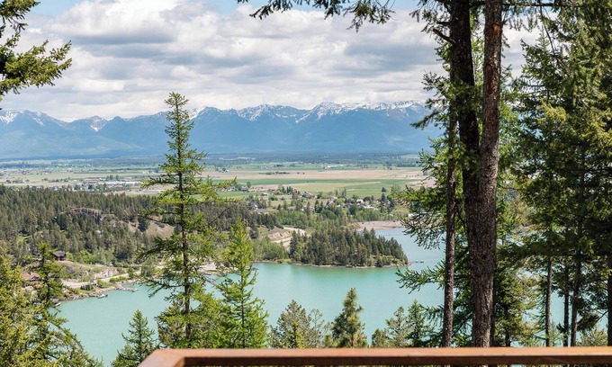 Somers Casa | New! Somer Bay Home on 5-acres with expansive views